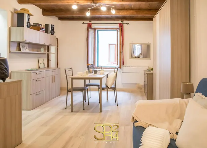 Apartment Cavour 32 *